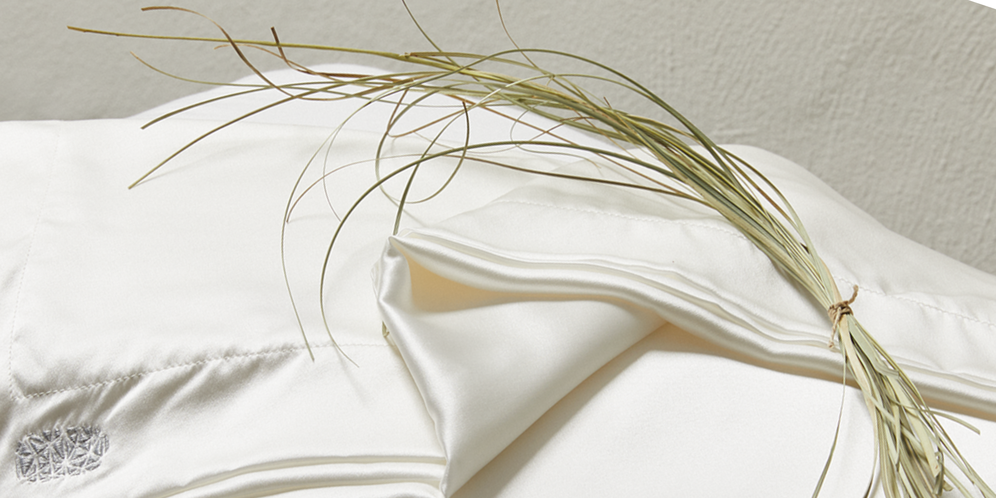 lenzuola matrimoniali in seta e biancheria da letto in seta