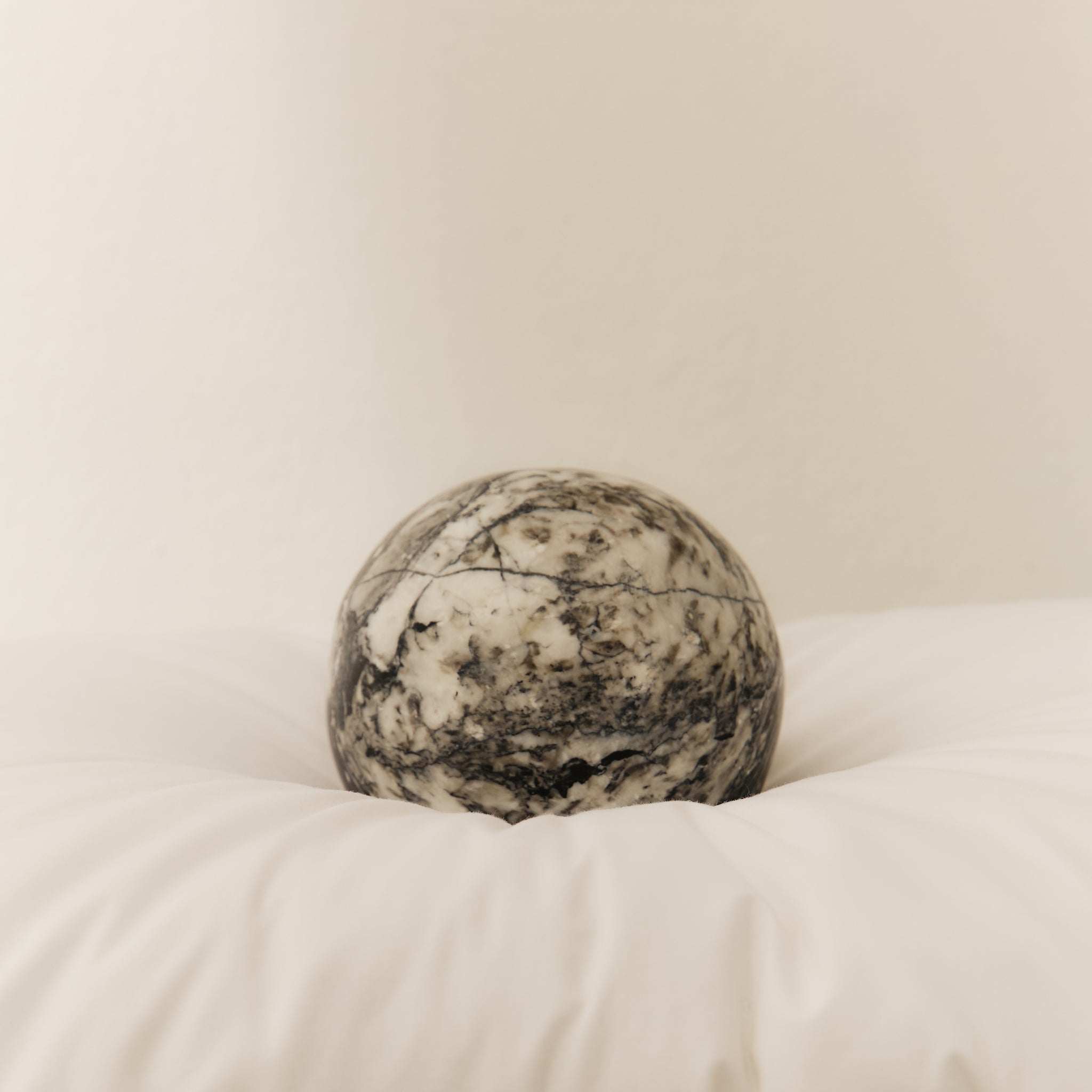 Cuscino imbottito in Seta, comfort e benefici per pelle e capelli