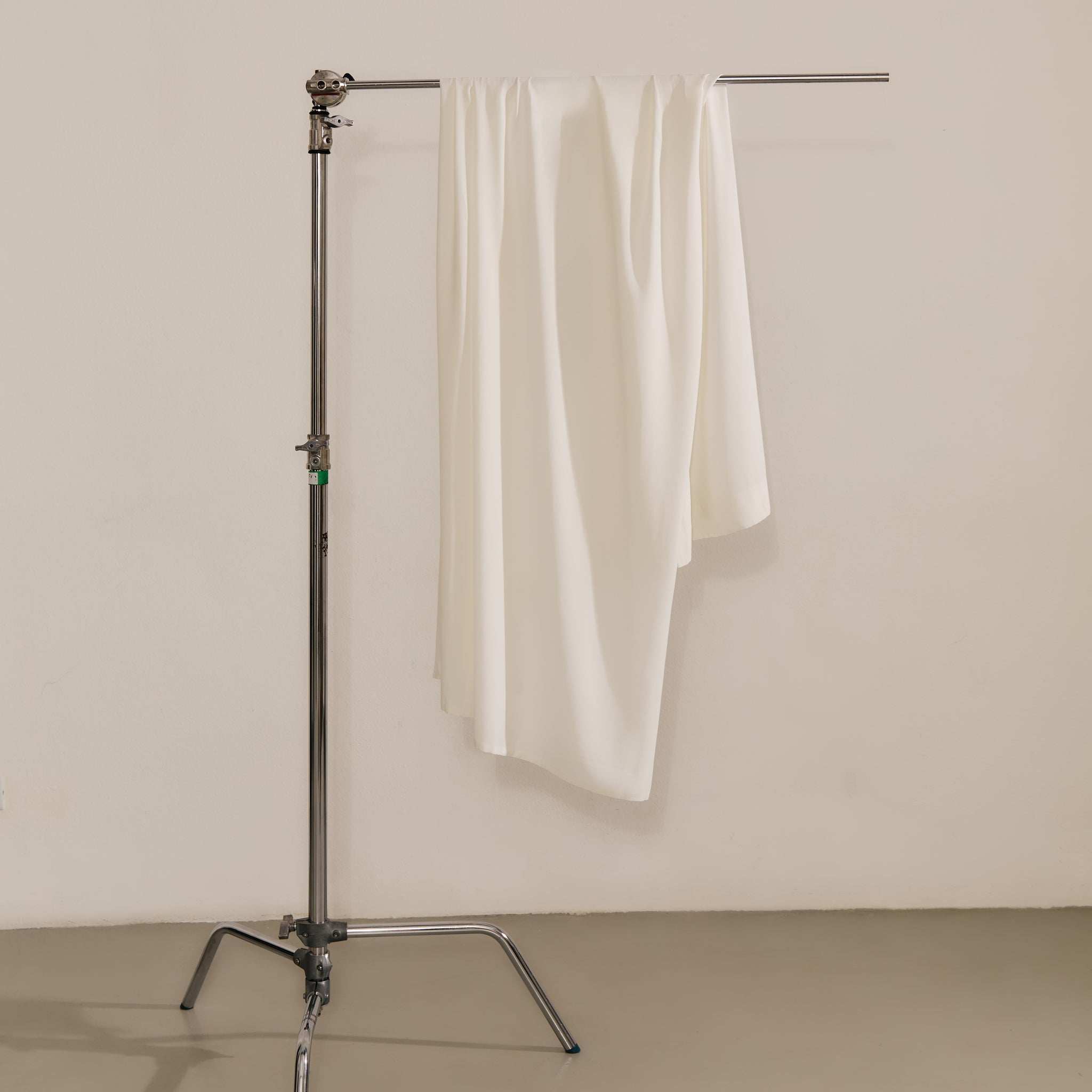 Set lenzuola sopra + sotto con angoli in Seta Made in Italy